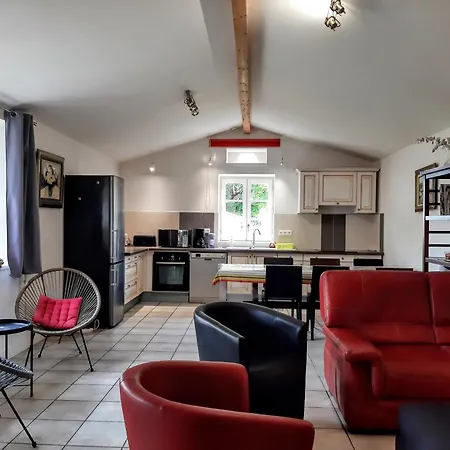 Prune D'ente - 2 - Parking - Piscine Chauffee- Terrasse - Climatisation بيت للعطل