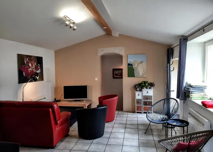 בית נופש Prune D'ente - 2 - Parking - Piscine Chauffee- Terrasse - Climatisation